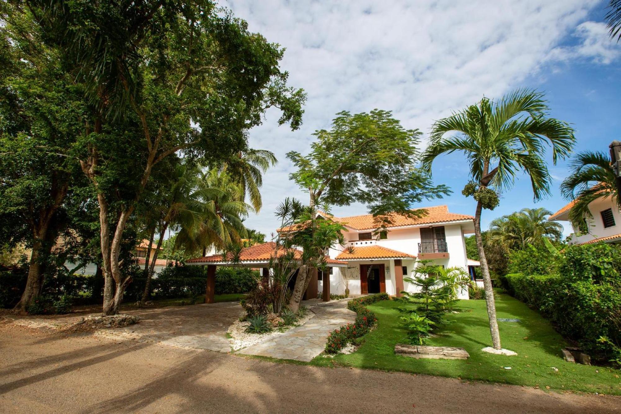 Villa At Metro Country Club With Private Pool San Pedro de Macoris Exterior photo